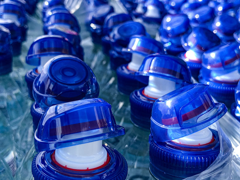 Enerygy-drinks-bottles-packaging-800×600 Bottle tops packaging