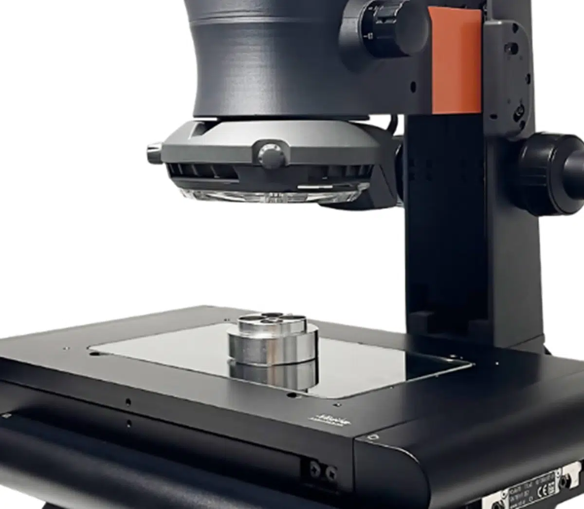 1200 x 1045 Swift EDGE close